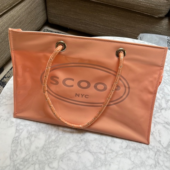 SCOOP Ballet Pink Plastic Tote. NEW - Picture 1 of 4